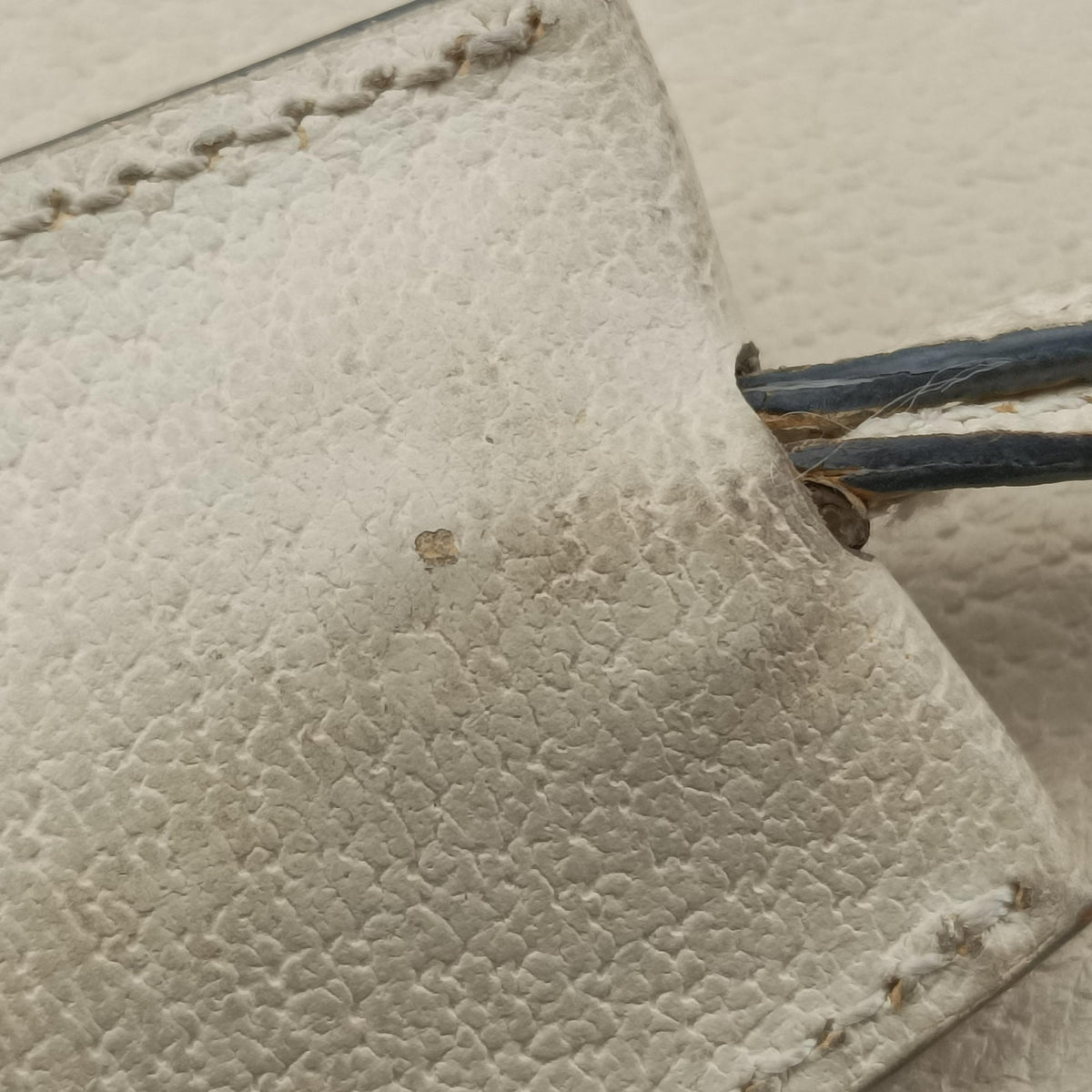 Padlock White Leather 432182 D028896273パドロック ホワイト レザー 432182 D028896273