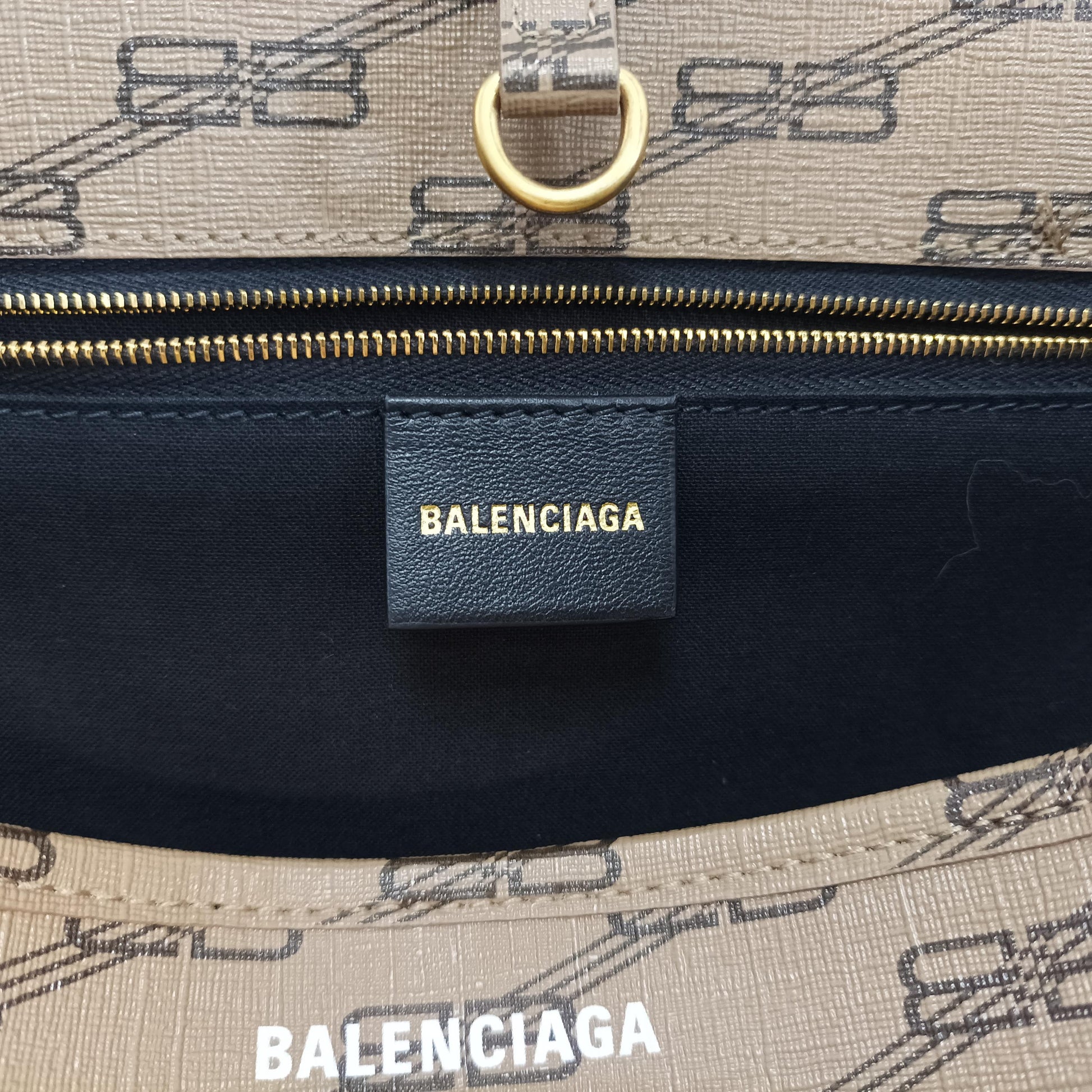 バレンシアガ Balenciaga ハンドバッグ レディース ダーメン　シグネチャー ミディアム イーストウェスト ショッパー キャメル PVCコーティングキャンバス 702703 2762.Q