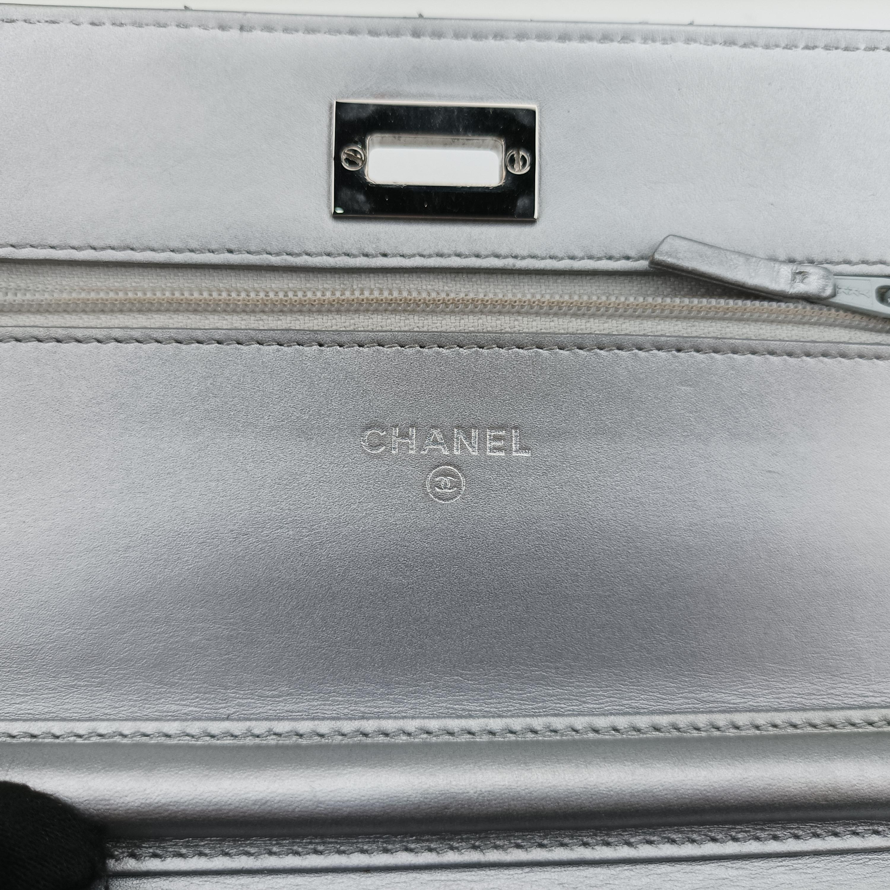 シャネル Chanel ショルダーバッグ レディース 2.55 シルバー レザー A80834 22356422