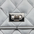 シャネル Chanel ショルダーバッグ レディース 2.55 シルバー レザー A80834 22356422