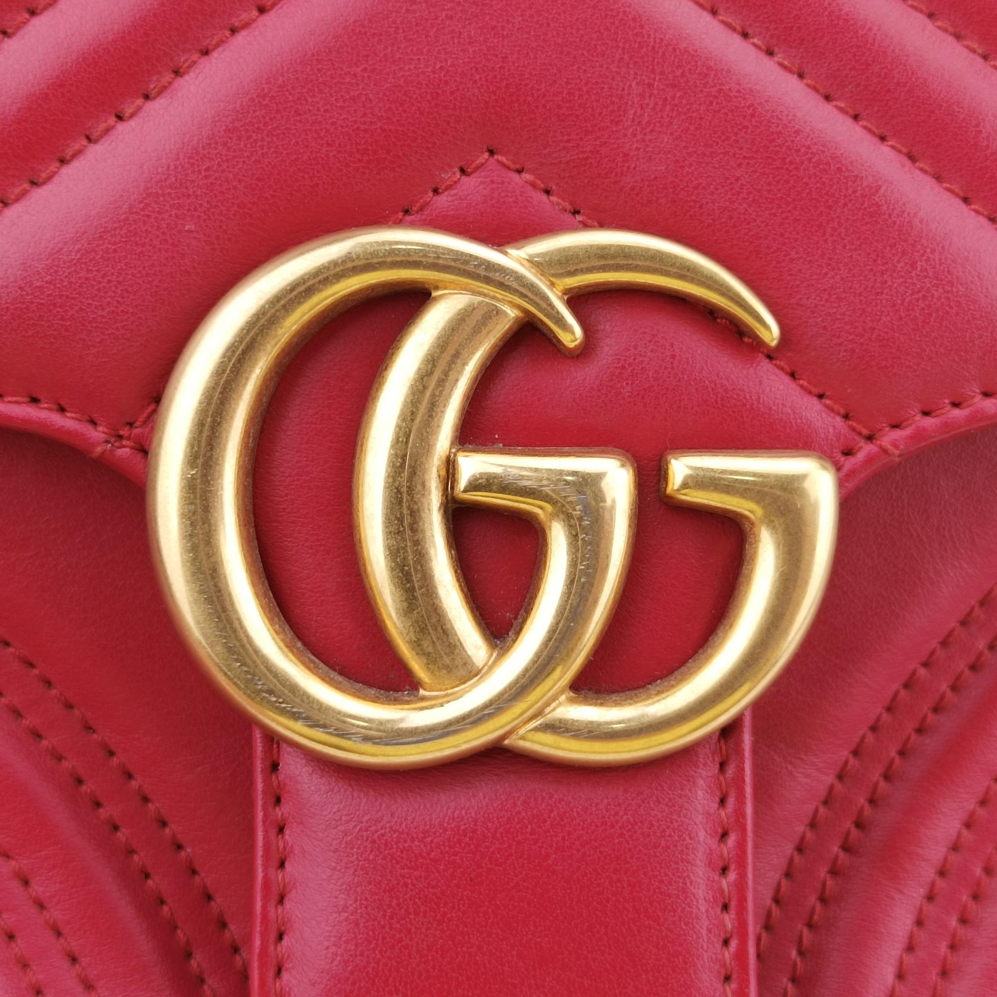 グッチ Gucci ショルダーバッグ レディース GGマーモント レッド レザー 498110 204991