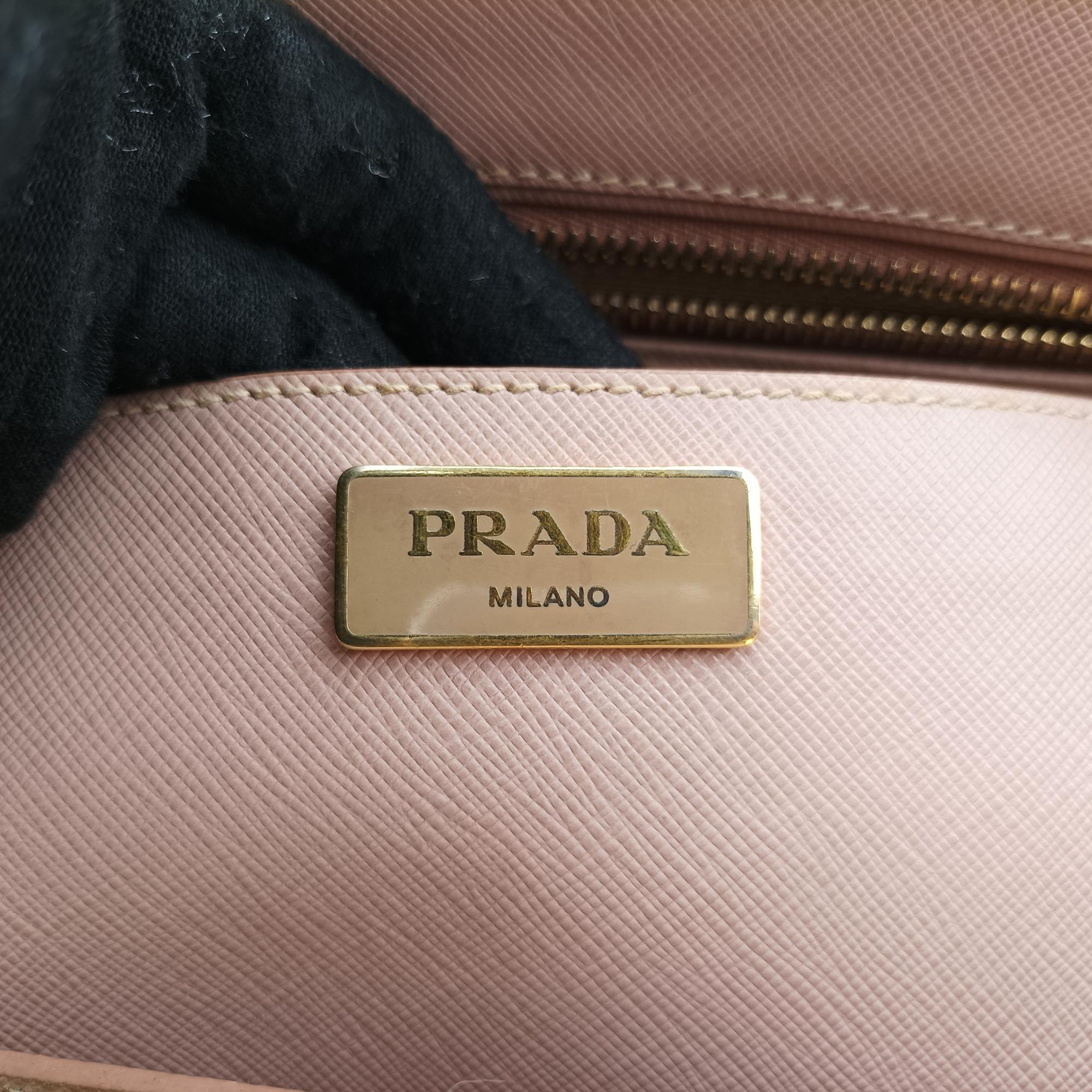 プラダ Prada ショルダーバッグ レディース ガレリア ピンク サフィアーノレザー BN2274 239/D