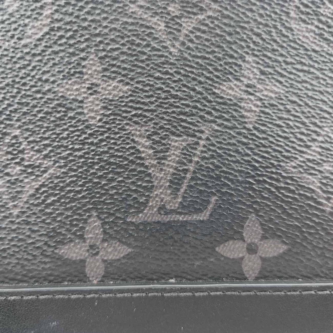 ルイヴィトン Louis Vuitton ショルダーバッグ メンズ ソフトトランク ブラック モノグラム エクリプス M44730 DU0230