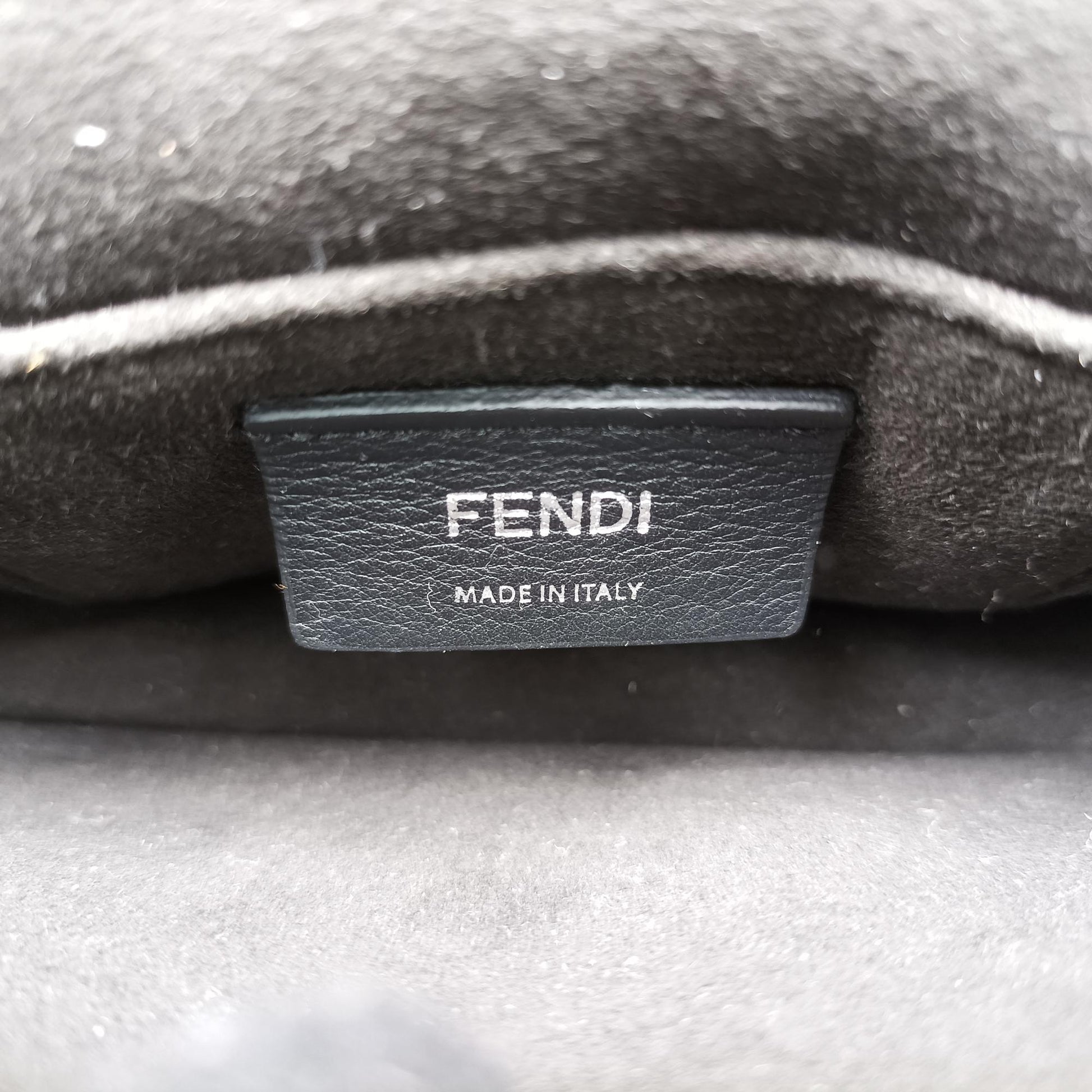 フェンディ Fendi ショルダーバッグ レディース モンスター　キャナイ ブラック レザー 8M0381.2SR 188.0189