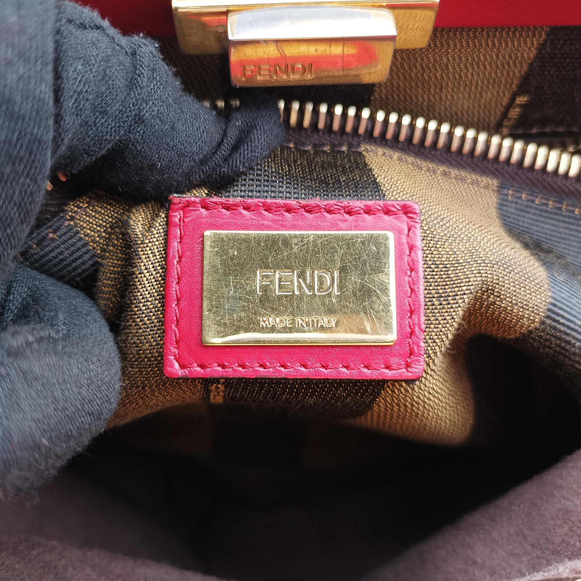 フェンディ Fendi ショルダーバッグ レディース ピーカブー レッド レザー 8BN226-Q4J-158-0501