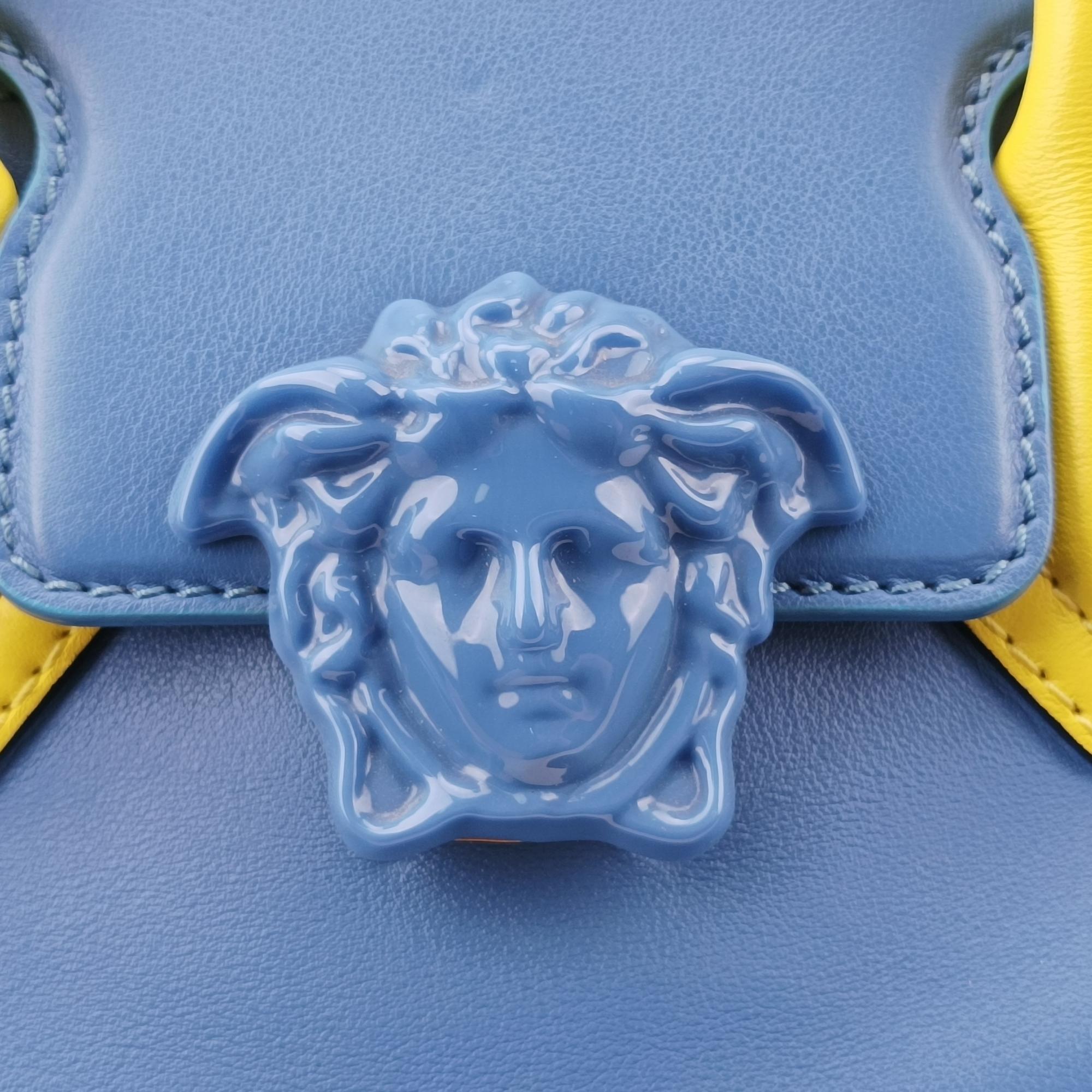 ヴェルサーチェ(ヴェルサーチ) VERSACE ショルダーバッグ レディース パラッツォエンパイア メデューサ ブルー×ピンク×イエロー レザー CLG 709 254 213 207