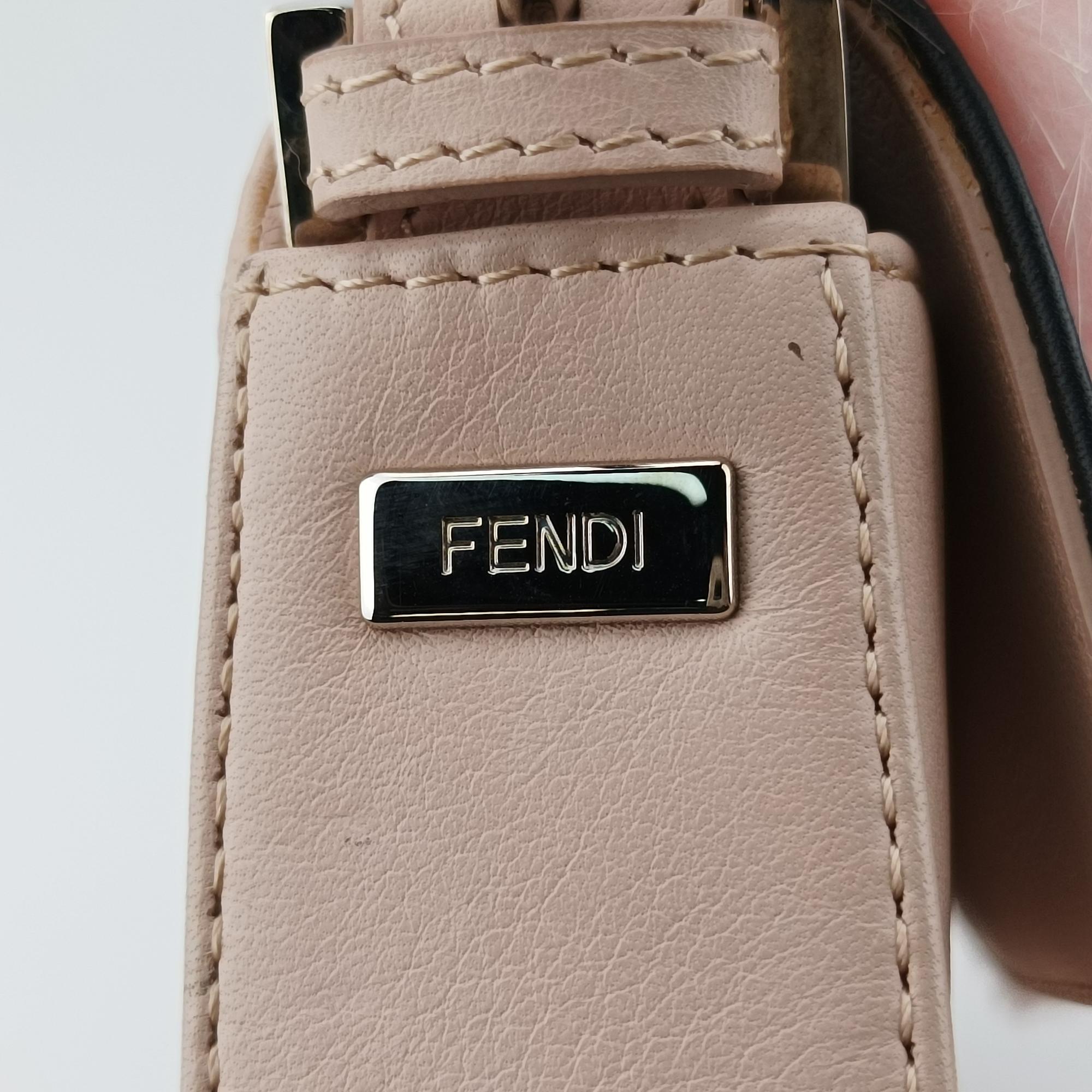 フェンディ Fendi ハンドバッグ レディース モンスターバケット ピンク レザー 8BR600-V04-143-2308と記載有り