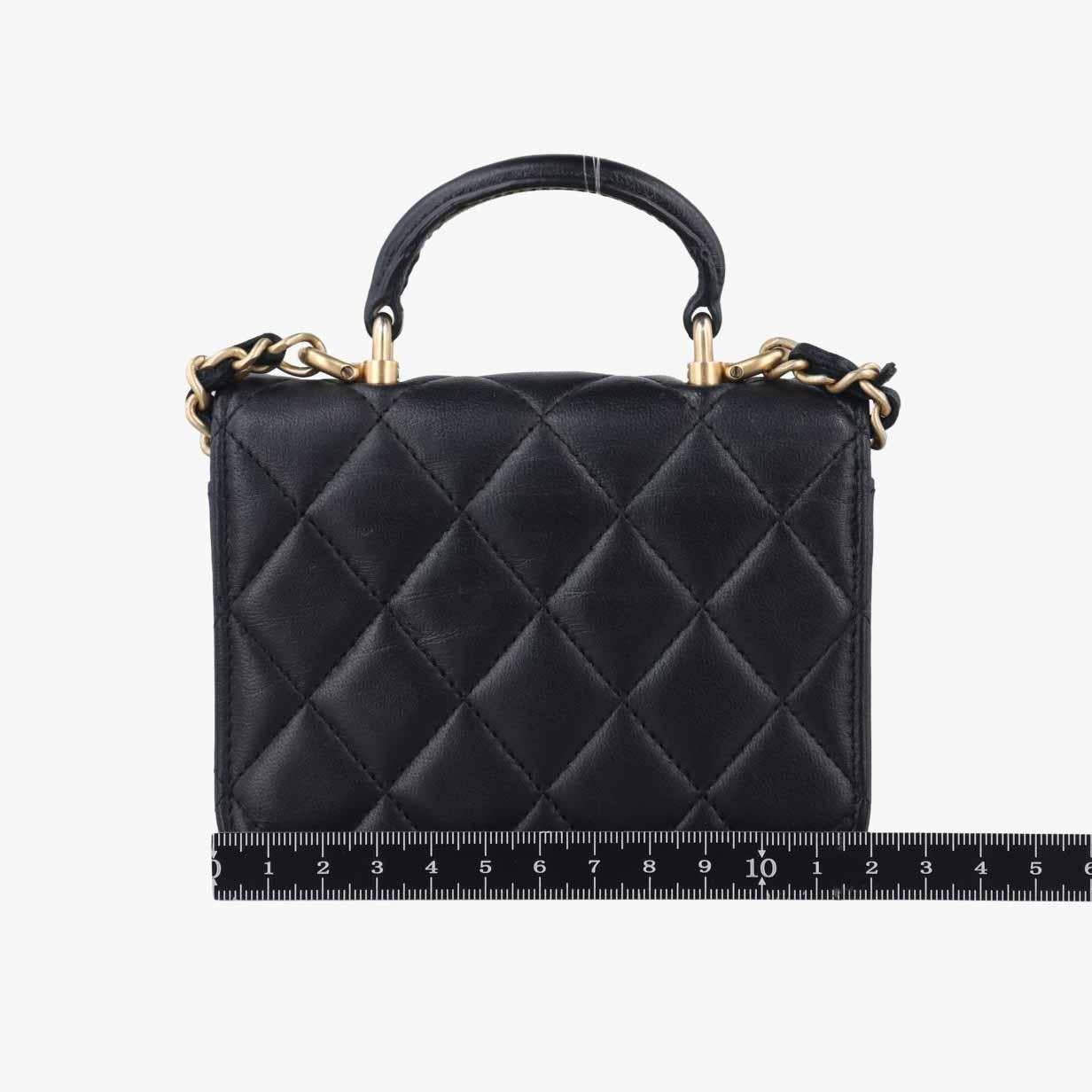 シャネル Chanel ショルダーバッグ レディース ミニ マトラッセ トップ ハンドル ブラック ラムスキン AP2200 30274310