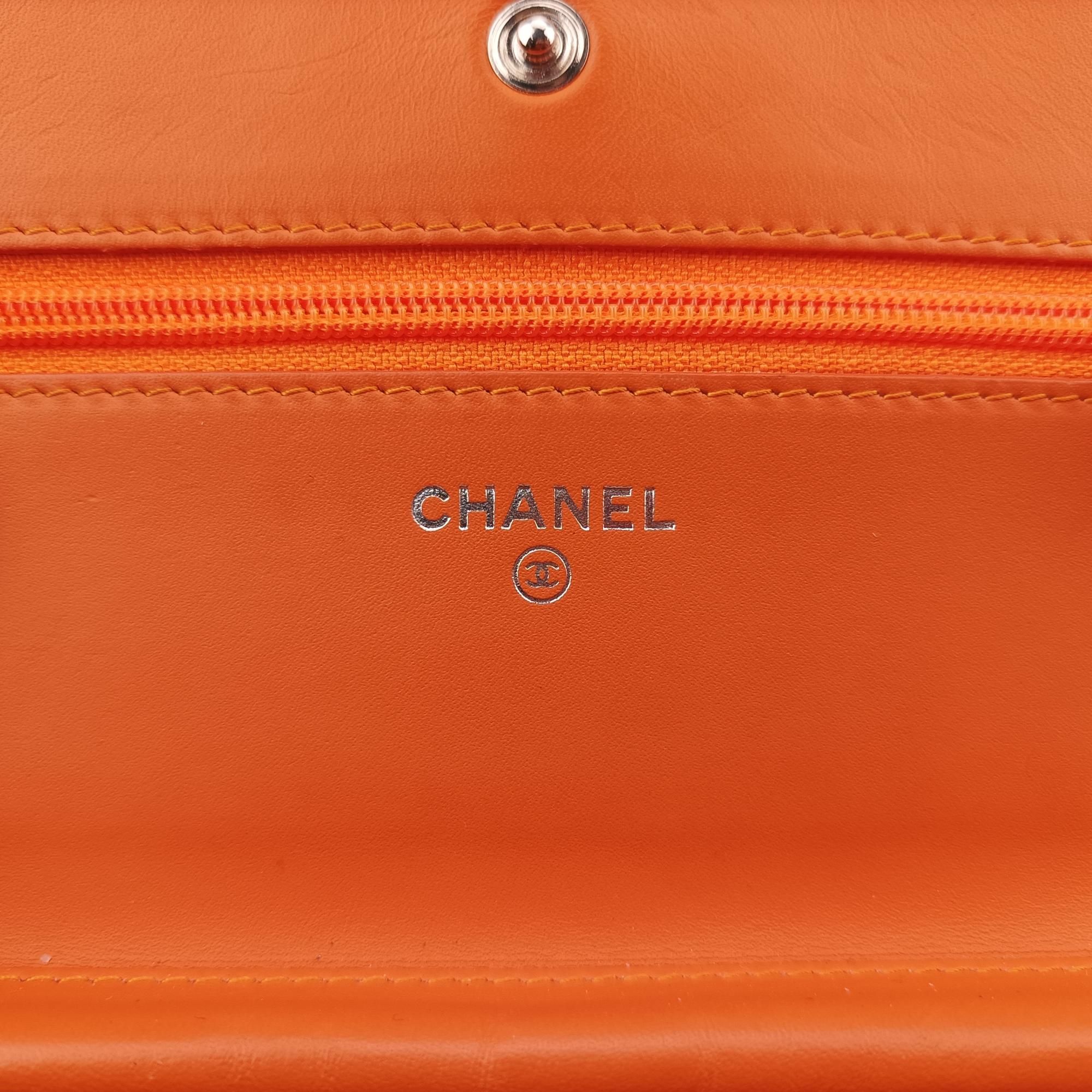 シャネル Chanel ショルダーバッグ レディース マトラッセ ココマーク オレンジ パテント A33814 19544978