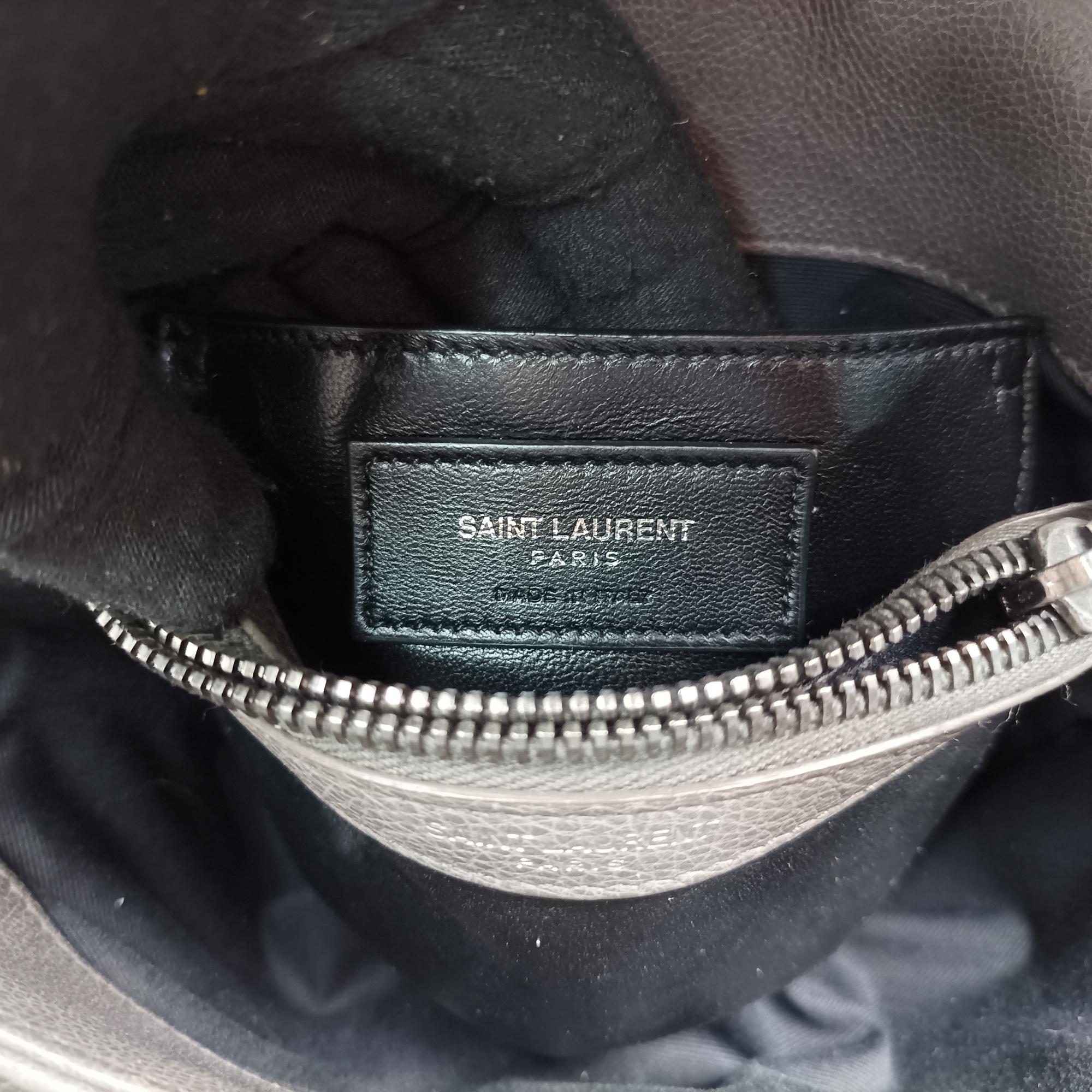 イヴサンローラン Yves saint Laurent ショルダーバッグ レディース グレー PMR428056.0716