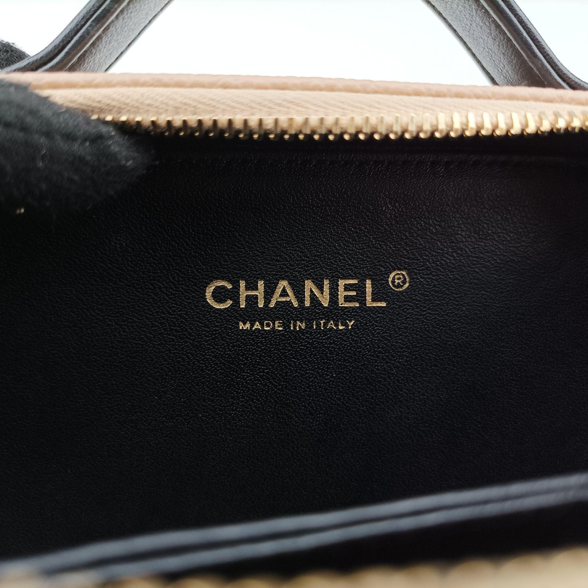 シャネル Chanel ショルダーバッグ レディース ベージュ A93342 24863989