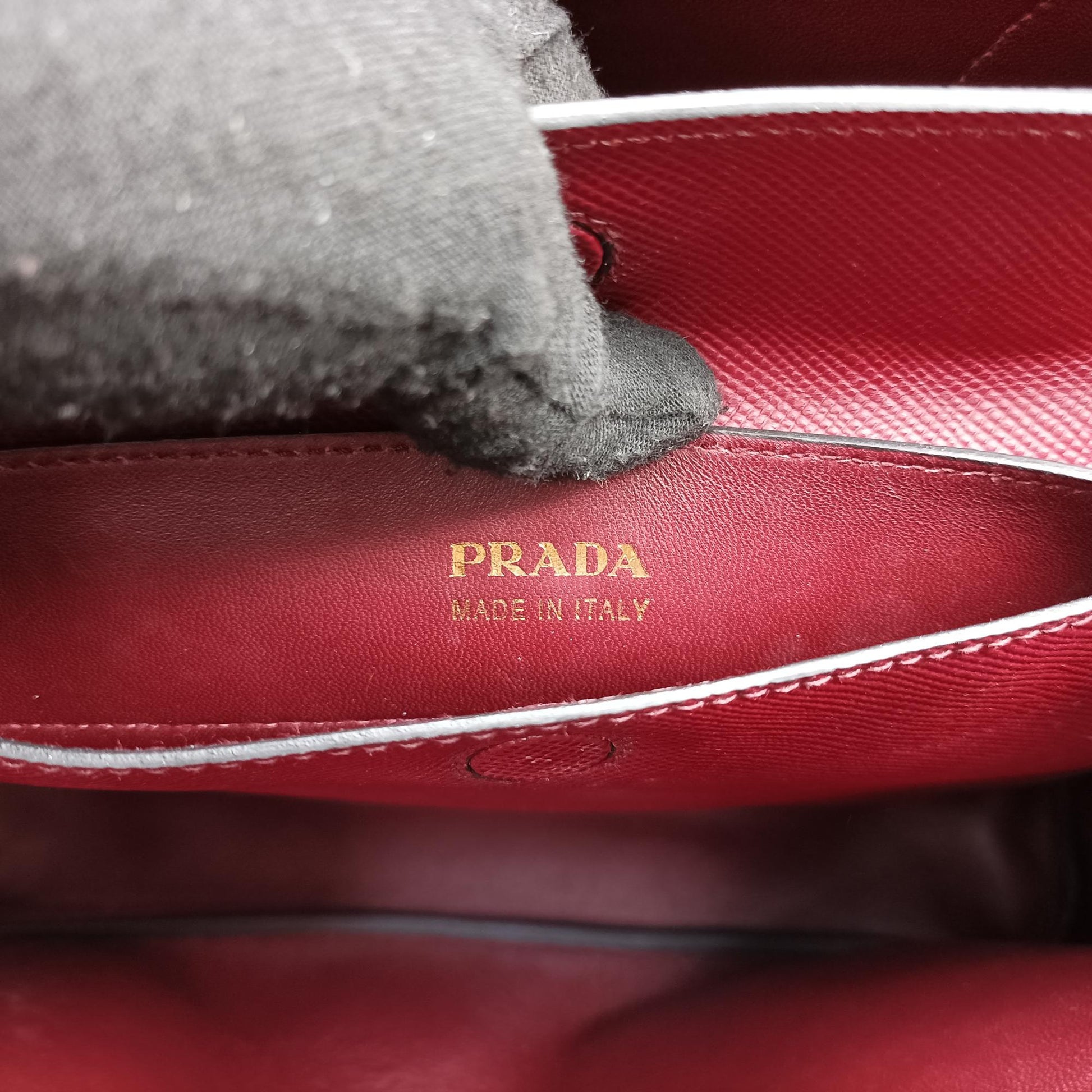 プラダ Prada ショルダーバッグ レディース ダブル キュイール ワインレッド サフィアーノレザー B2756T 180