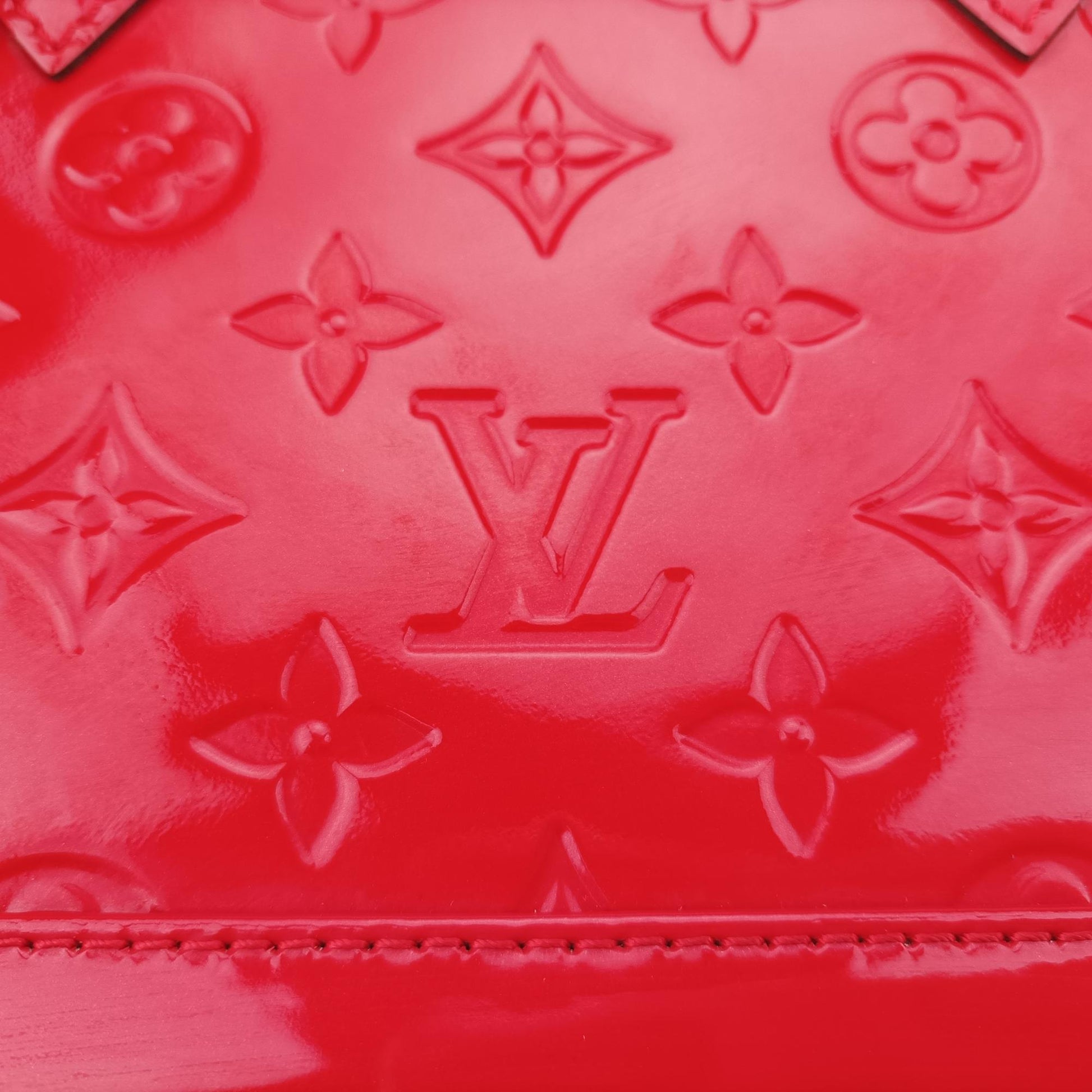 ルイヴィトン Louis Vuitton ショルダーバッグ レディース アルマBB レッド ヴェルニ M90174 FL2135