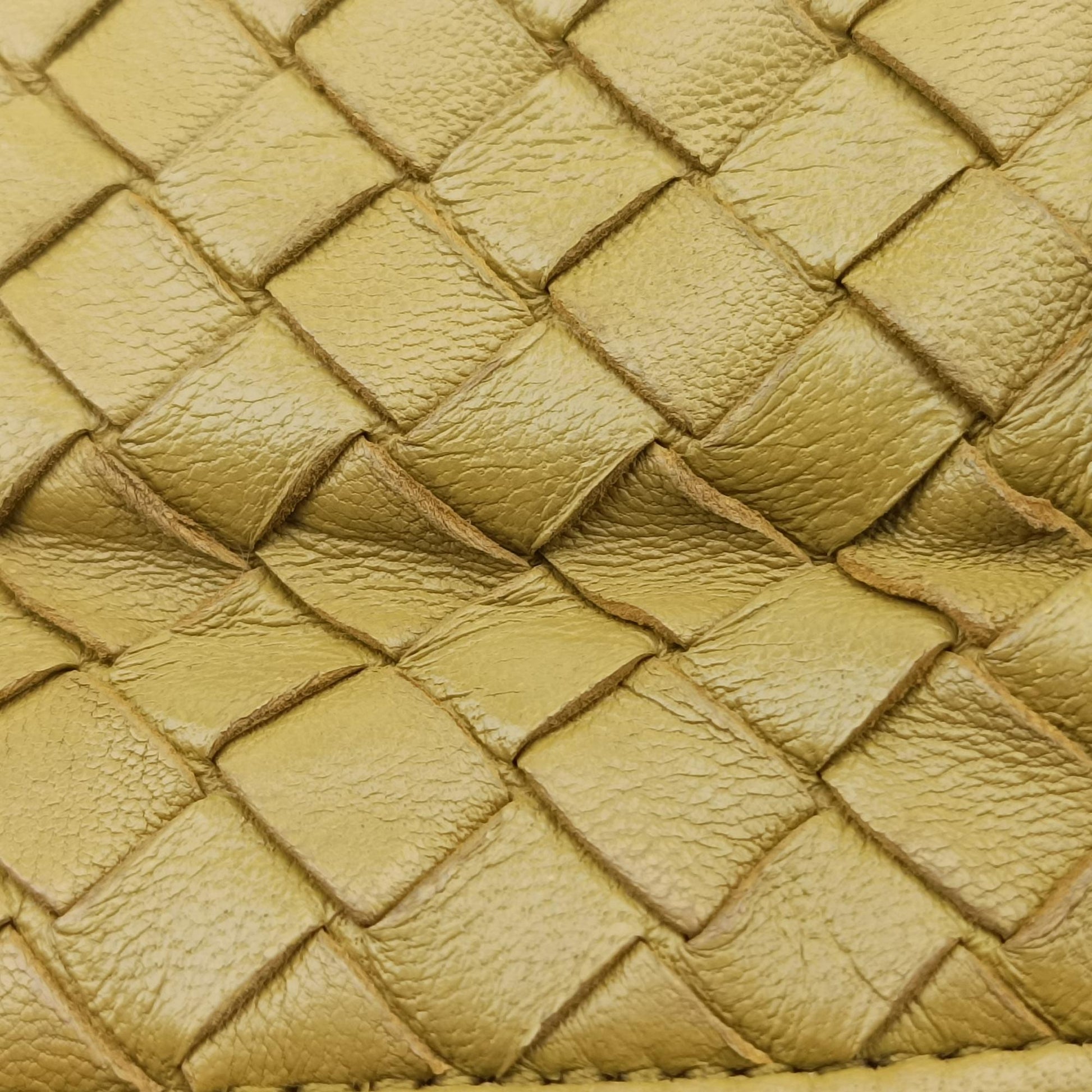 ボッテガヴェネタ Bottega Veneta ショルダーバッグ レディース ノディーニ イントレチャート グリーン ラムスキン B05554786X