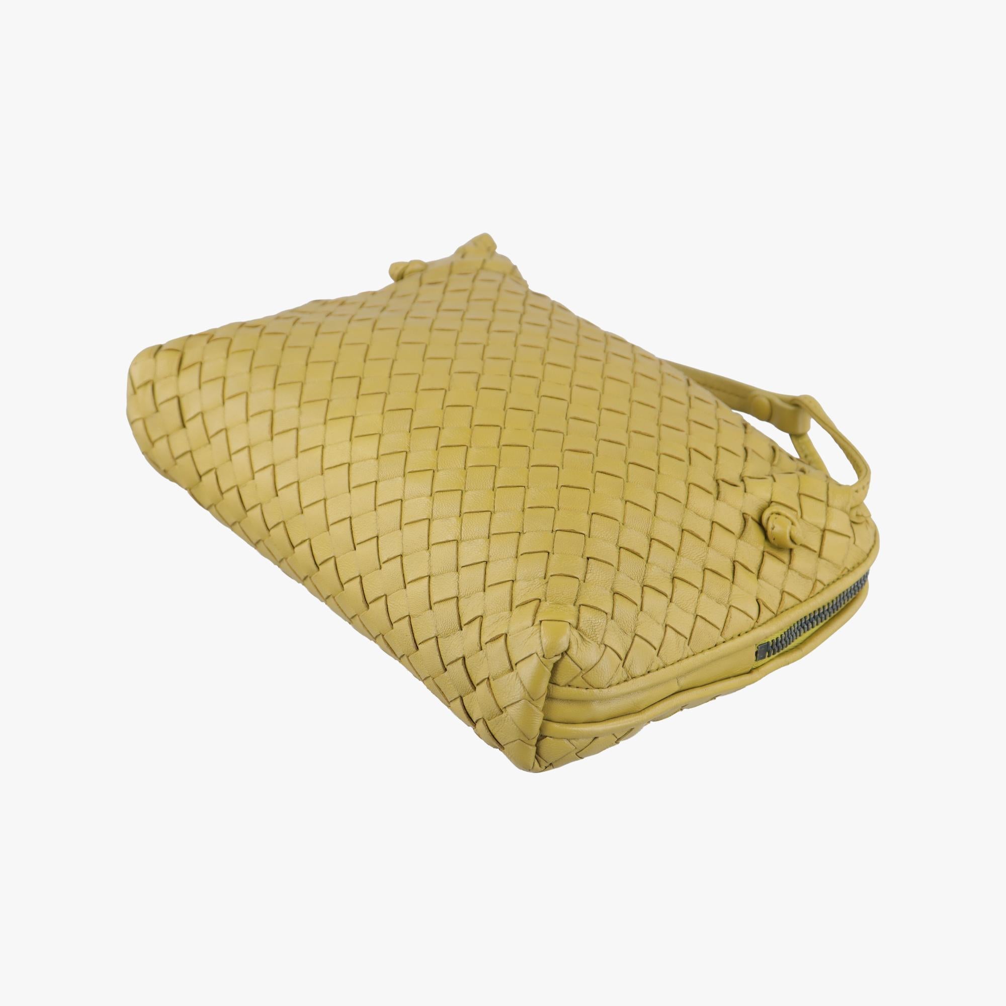 ボッテガヴェネタ Bottega Veneta ショルダーバッグ レディース ノディーニ イントレチャート グリーン ラムスキン B05554786X