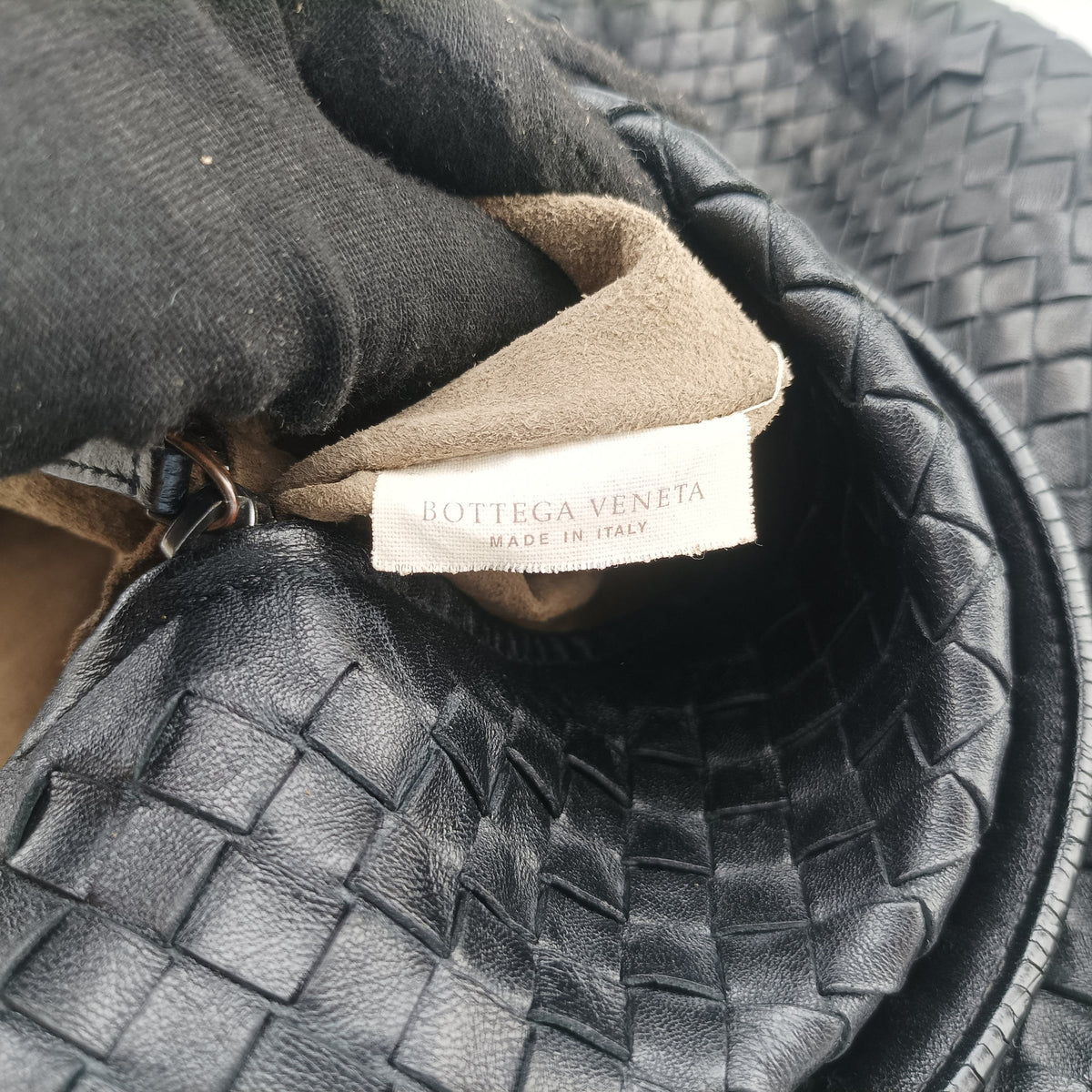 Intrecciato Black lambskin B00177087Aイントレチャート ブラック ラムスキン B00177087A